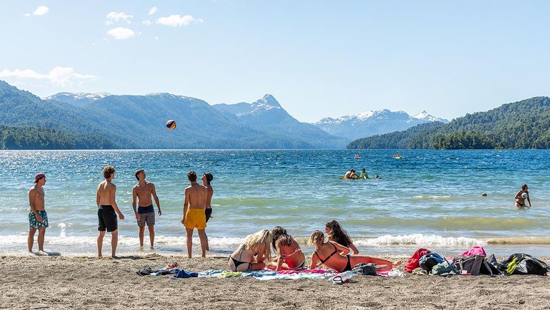 El Caribe pero en Argentina: las 3 playas del país con agua cristalina para conocer