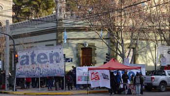 gobierno y aten confirman entendimiento, pero ahora hablan las asambleas gobierno y aten confirman entendimiento, pero ahora hablan las asambleas