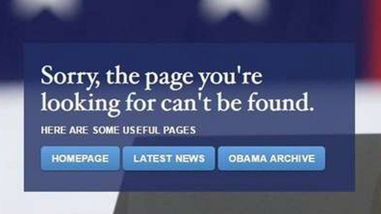 La primera medida en contra de los latinos comenzó por la web oficial.