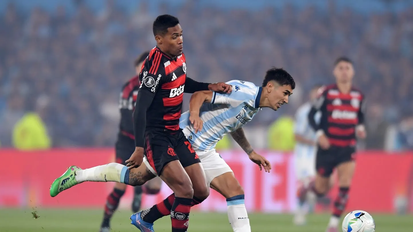 Racing define la serie en el Cilindro de Avellaneda.