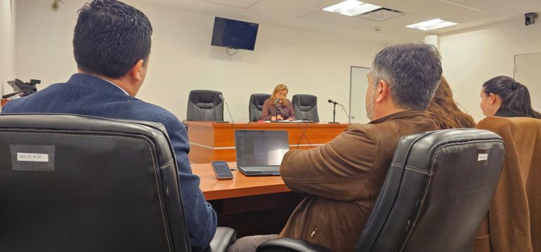 La agresora de las docentes que irá a juicio ya tenía varias denuncias por violencia