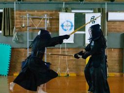 Seminario de Iaido y Kendo, dos artes marciales japonesas, en Neuquén. Seminario de Iaido y Kendo, dos artes marciales japonesas, en Neuquén.