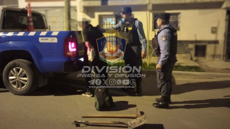 El prófugo fue demorado con varias herramientas en su poder. El prófugo fue demorado con varias herramientas en su poder.