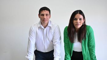 Claudio Vásquez y Anahí Ruarte, candidatos a diputados de Unidad Popular.