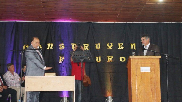 Al asumir en Senillosa