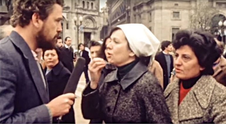 Van der Putten entrevistó a las Madres de Plaza de Mayo y consiguió un icónico testimonio.&nbsp;