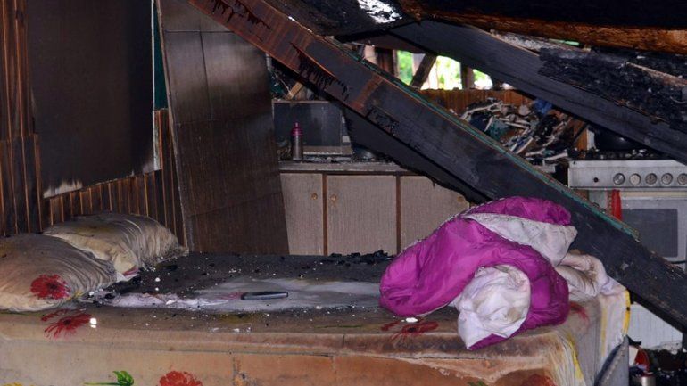 Se incendió un inquilinato y siete familias quedaron en la calle: dos personas fueron hospitalizadas