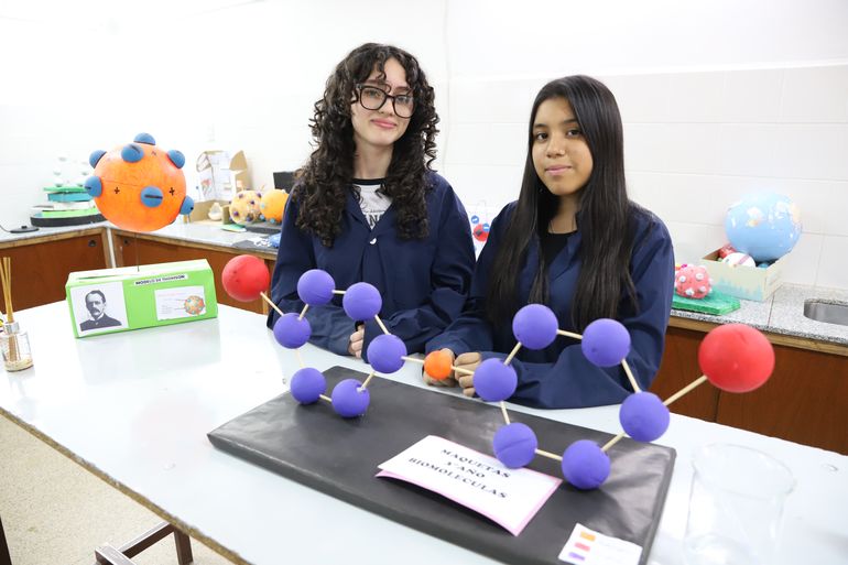 De la EPET 6 a Mendoza, las alumnas 10 que van a las Olimpíadas de Ciencias