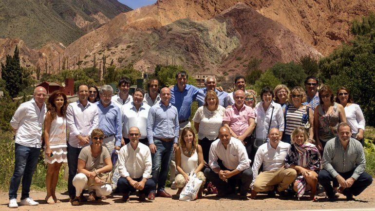 Esteban Bullrich junto a sus pares provinciales en Purmamarca donde se firmó la declaración.