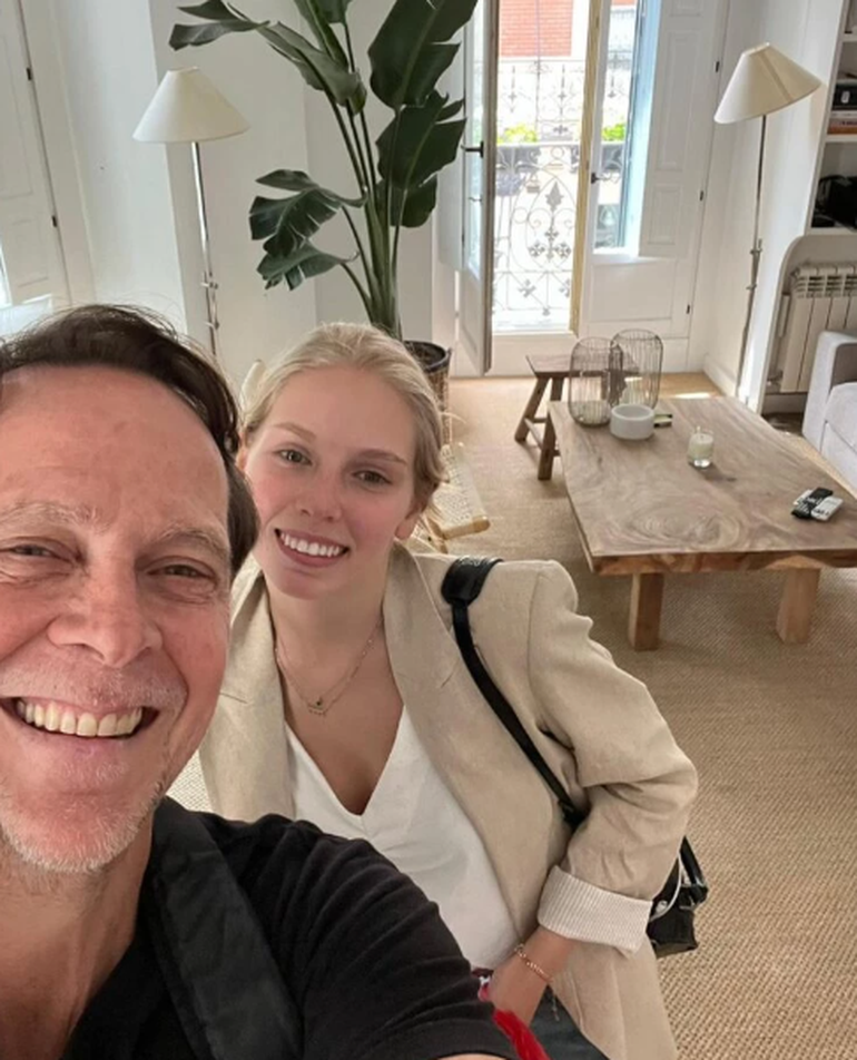 El periodista y su hija disfrutaron de un encuentro inesperado en Málaga.