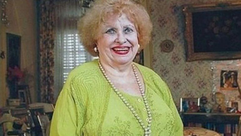 Murió a los 89 años, la astróloga Aschira