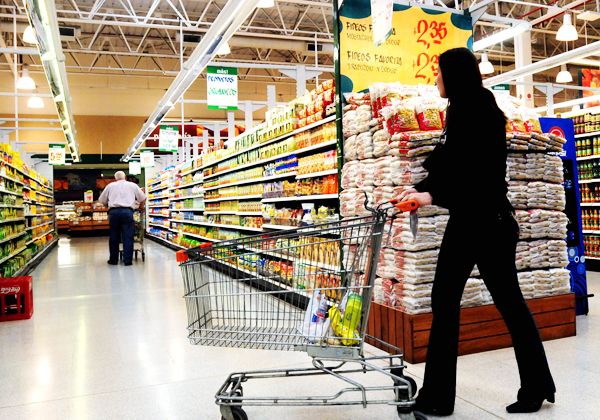 Pueden ser conservas, aceite de oliva, miel y dulces, frutos rojos. Pueden ser conservas, aceite de oliva, miel y dulces, frutos rojos.