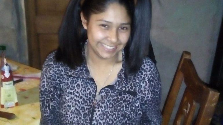 Desapareció cuando iba al colegio y la encontraron muerta