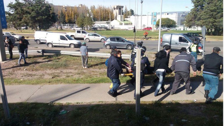 Sigue grave el adolescente atropellado por el tren