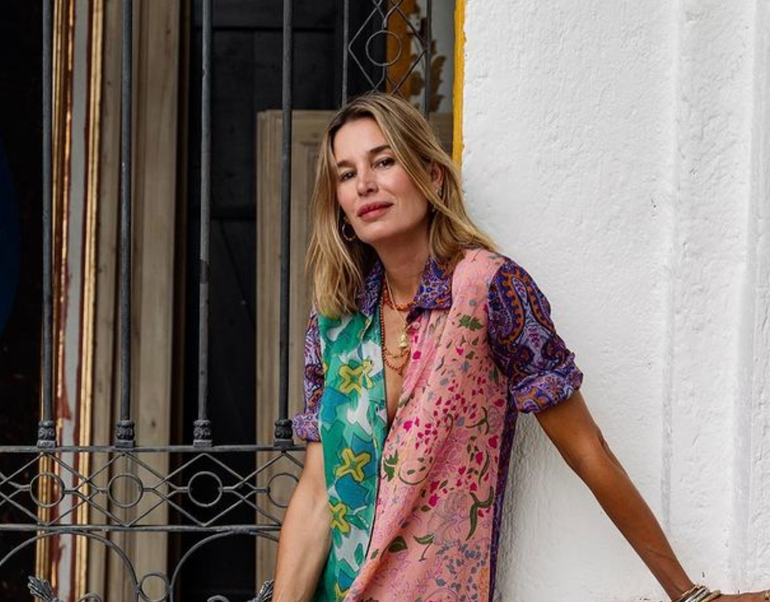 Cómo es la extraña gatita que adoptó Dolores Barreiro en su mansión