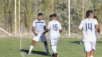 La Amistad y un grito esperado por el gol de Yoel Juárez. Fotos: Anahí Cárdena