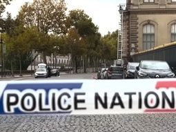 Robo al Museo del Louvre: arrestan a cinco sospechosos pero las joyas siguen sin aparecer Robo al Museo del Louvre: arrestan a cinco sospechosos pero las joyas siguen sin aparecer