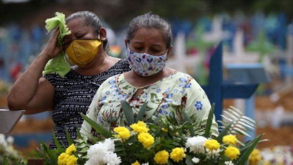 COVID-19: lista de víctimas mortales en Brasil aumenta