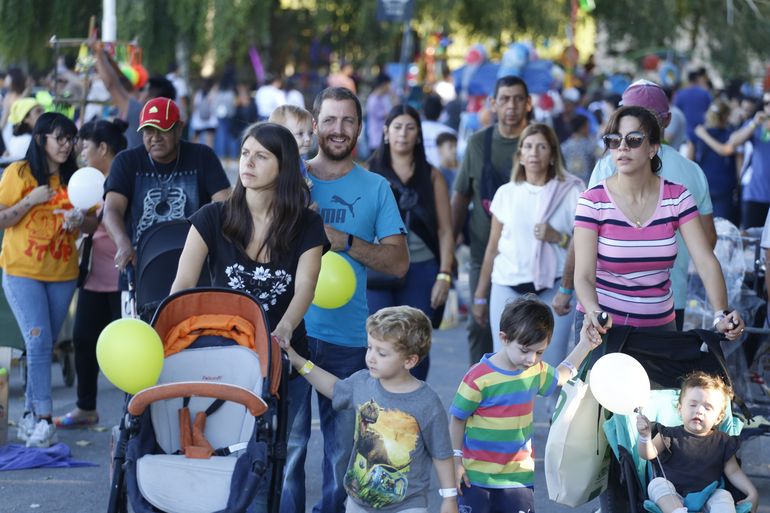 La pulsera clave para la seguridad de los niños en la Fiesta de la Confluencia