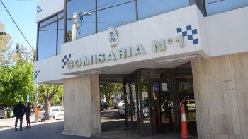 policia estafo a companera y le saco mas de 90 mil pesos policia estafo a companera y le saco mas de 90 mil pesos