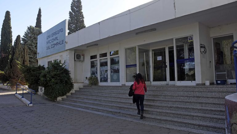 UNCo: la estrategia para recibir ingresantes que llevan dos años sin asistir a un aula