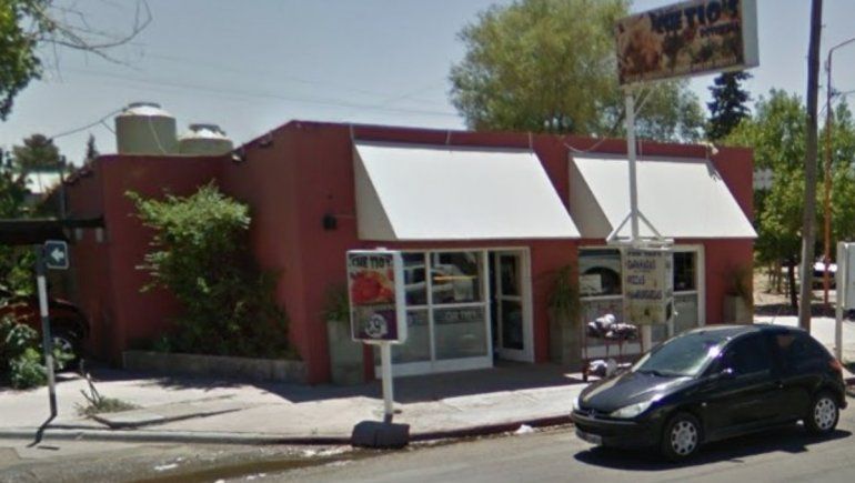 Una rotisería de Plaza Huincul sufrió el robo de 15 mil pesos