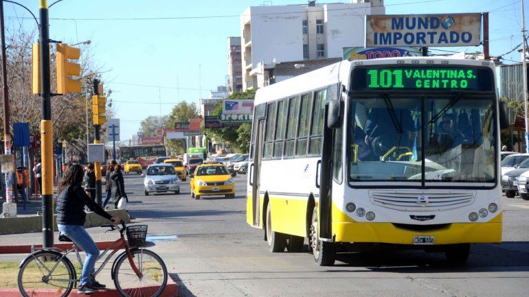 El transporte público incorporó más unidades. Los concejales quieren que el servicio se siga ampliando.
