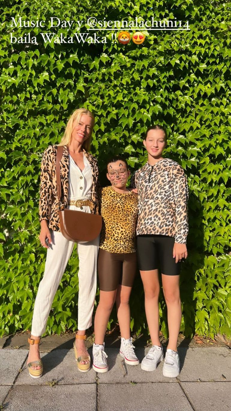 El look de Nicole Neumann y sus hijas