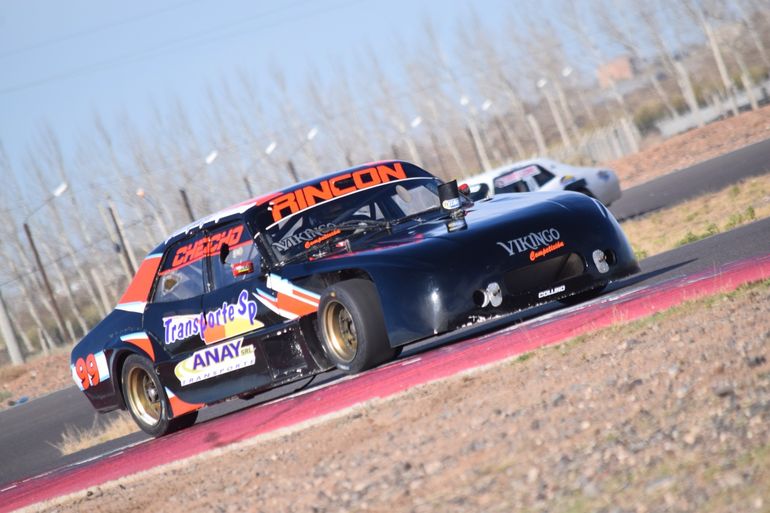 Peralta ganó todo lo que corrió en Centenario. (Gentileza: Martín Signorile) Peralta ganó todo lo que corrió en Centenario. (Gentileza: Martín Signorile)