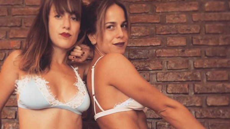 Camila Salazar ratonea en bicicleta