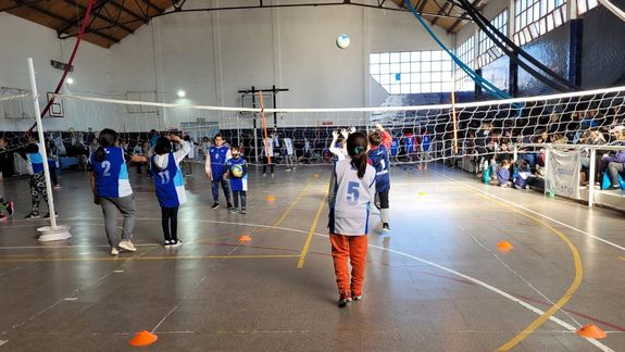 Entraron a robar a un polideportivo pero solo huyeron con el botiquín