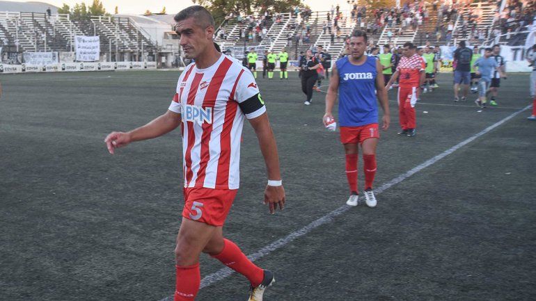 Independiente debe tratar de ganar para no despedirse.