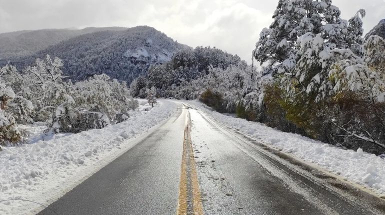 Agua y nieve, la deuda que está dejando el invierno en Neuquén