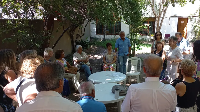 Jubilados profesionales reclamaron por haberes que no llegan a $25.000