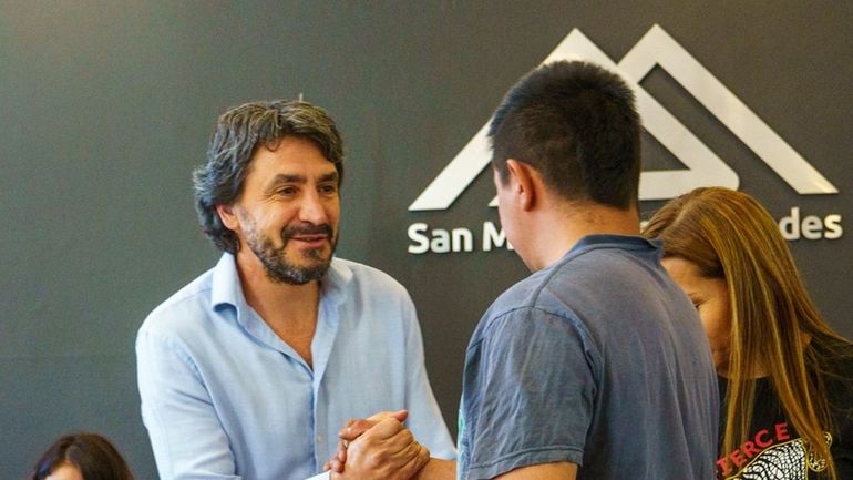 El intendente de San Martín de los Andes recibió el alta tras someterse a una operación.
