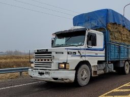 Ya fueron entregados más de la mitad de los 17.000 mil fardos de alfalfa previstos. Ya fueron entregados más de la mitad de los 17.000 mil fardos de alfalfa previstos.