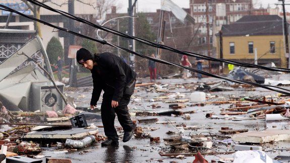 Murieron 20 personas por los tornados en Tennesse