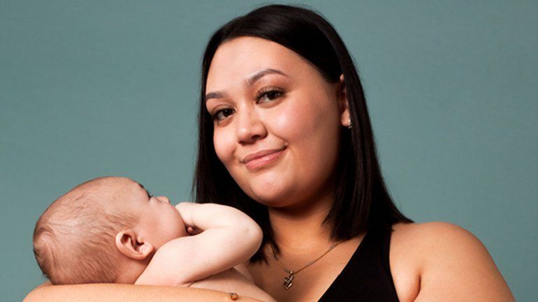 Campaña para que las mamás recientes se amiguen con su imagen