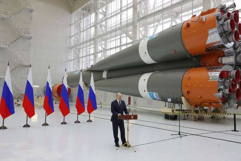 Vladimir Putin aseguró que las armas nucleares de su país son más modernas y avanzadas que las de Estados Unidos y dijo que su arsenal siempre está “listo” para una guerra nuclear. Foto: Google.