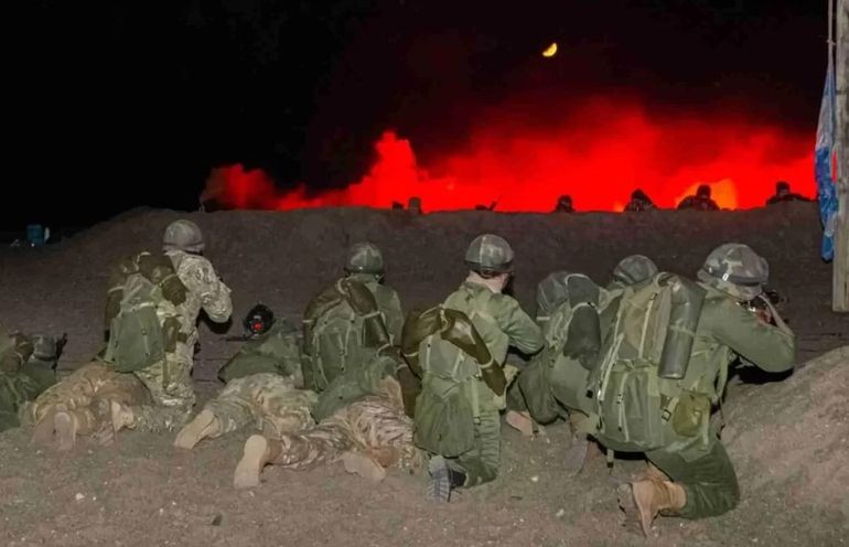 En Rawson recrearán la misión del Escuadrón Alacrán en la Guerra de Malvinas. En Rawson recrearán la misión del Escuadrón Alacrán en la Guerra de Malvinas.