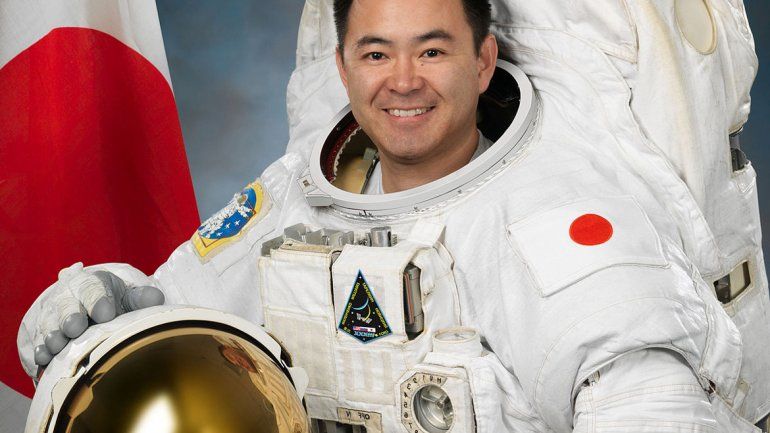 El japonés vive en la Estación Espacial Internacional y ahora mide 1