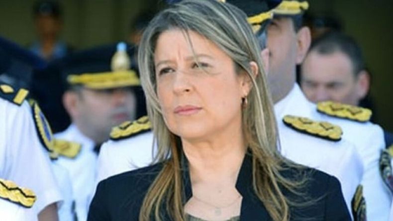 Alejandra Monteoliva encabezará desde el martes 2 de diciembre el Ministerio de Seguridad. | LM Neuquen Alejandra Monteoliva encabezará desde el martes 2 de diciembre el Ministerio de Seguridad.