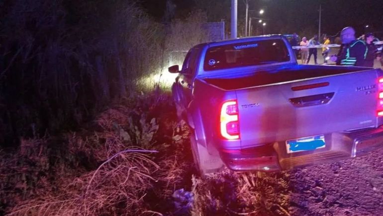 En Mendoza, la Policía detuvo a un sospechoso y secuestró armas y celulares vinculados al homicidio del empresario sanjuanino. En Mendoza, la Policía detuvo a un sospechoso y secuestró armas y celulares vinculados al homicidio del empresario sanjuanino.