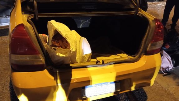 Un taxista involucrado en el robo a una carnicería del Bajo