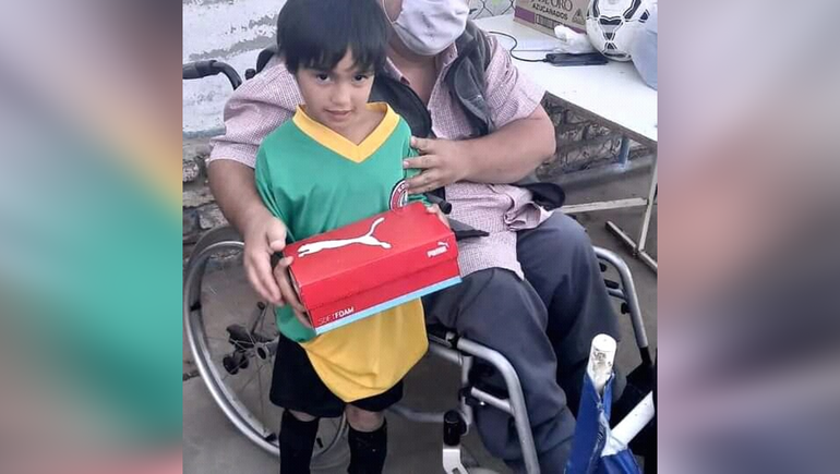 La conmovedora historia de los botines en la Neuquén Cup