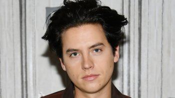 Cole Sprouse anuncia el fin de la quinta temporada de Riverdale