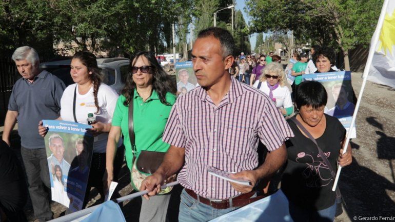 El candidato de Unidad Ciudadana recorrió el barrio Confluencia.&nbsp;