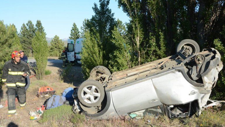 Ruta 40: cinco mujeres volcaron cerca de Junín de los Andes