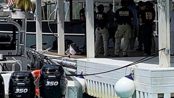 El FBI allana la isla de las orgías de Jeffrey Epstein
