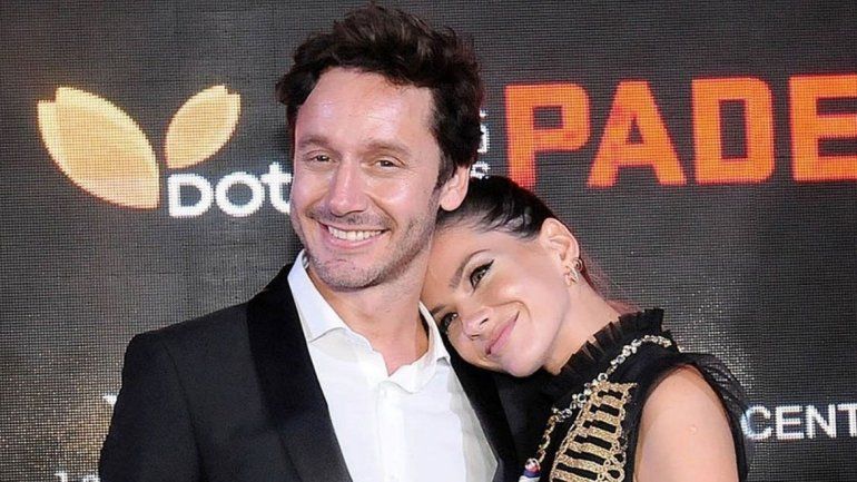 Felicidad y lluvia de críticas